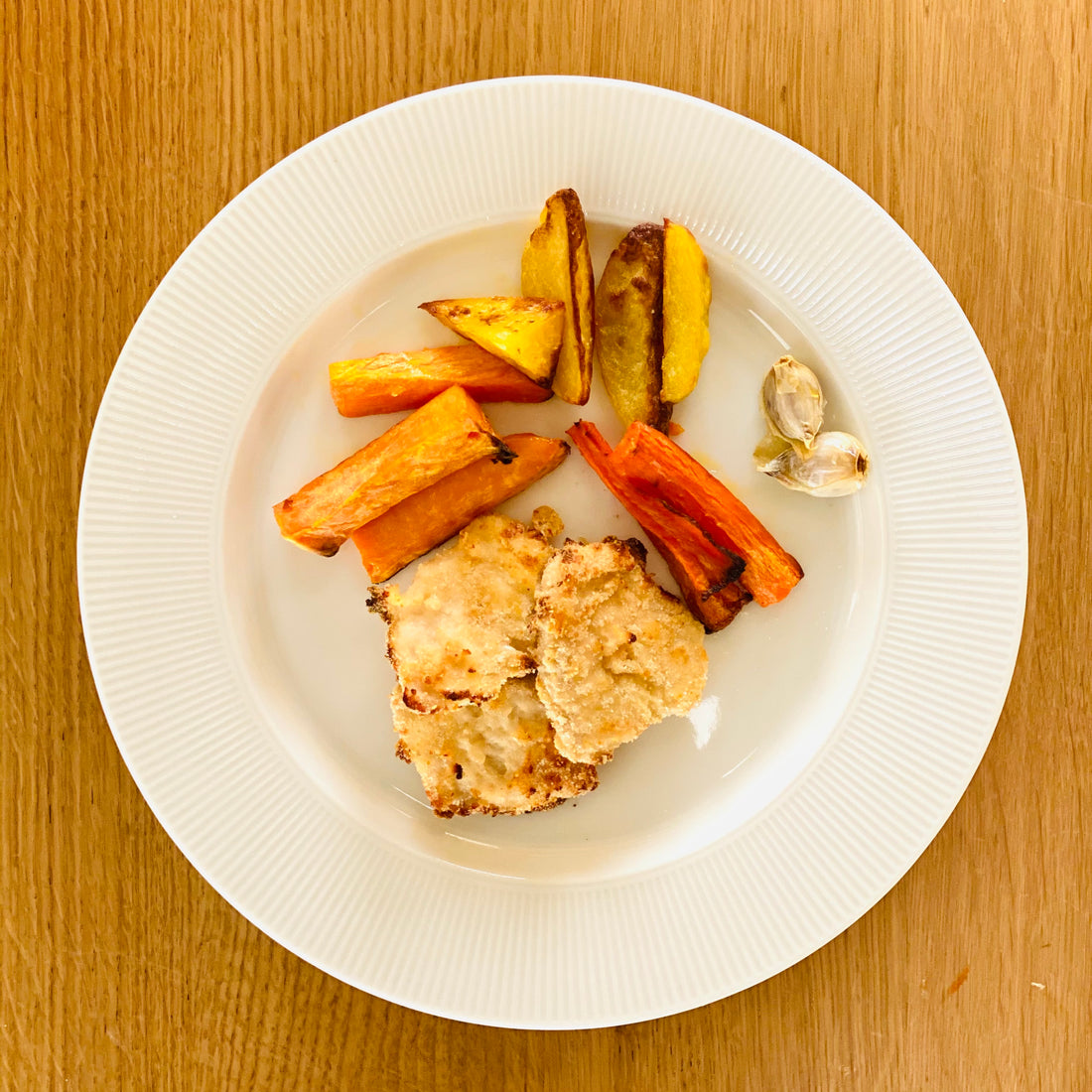 Pečené kuracie nuggetky s pečenou zeleninou