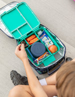 Načítať obrázok do zobrazovača galérie, Montii termoizolačná taška Futbal - veľkosť L
