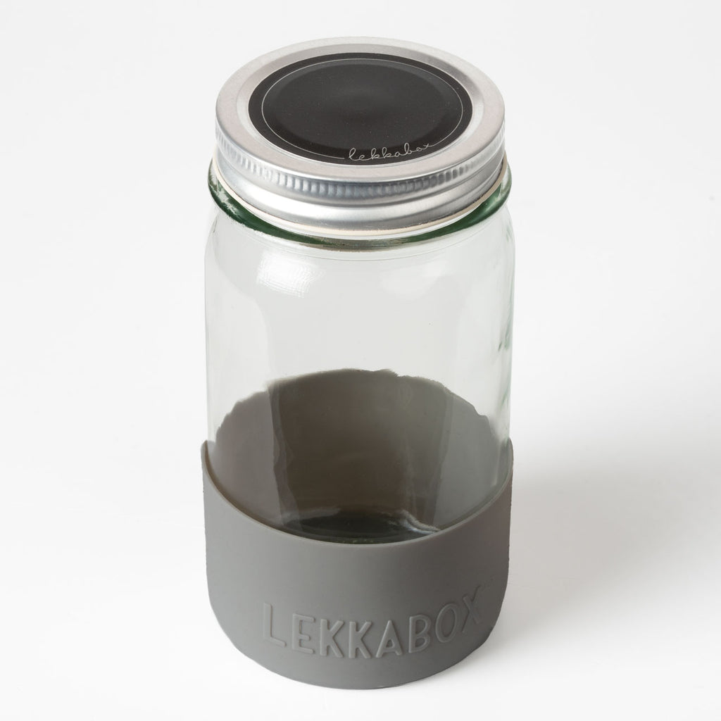 Lekkabox Meal Prep - sklenená nádoba s viečkom so silikónovým chráničom  500ml sivá
