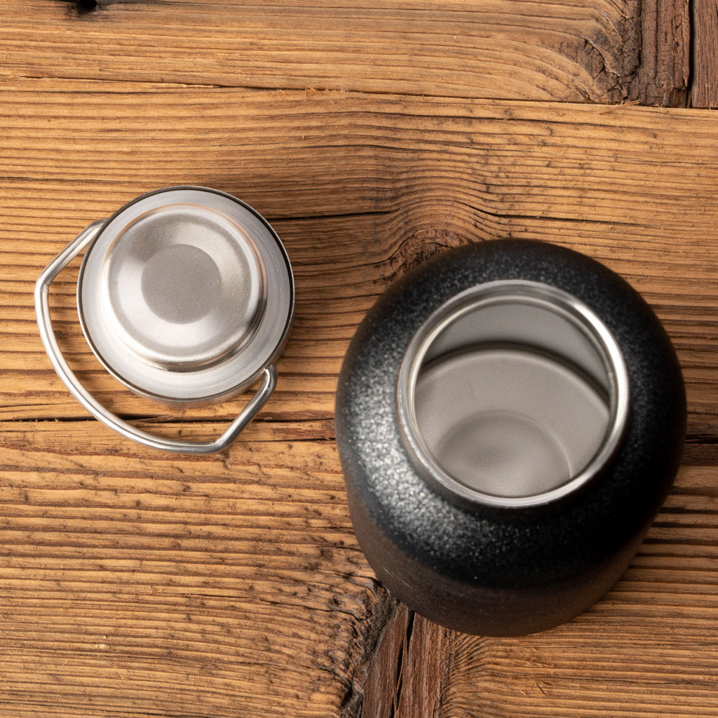 Lekkabox ISO 600ml - termoizolačná fľaša čierna trblietavá