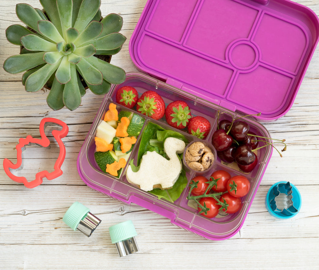 Sada 4 nerezových vykrajovátok Dinosauri