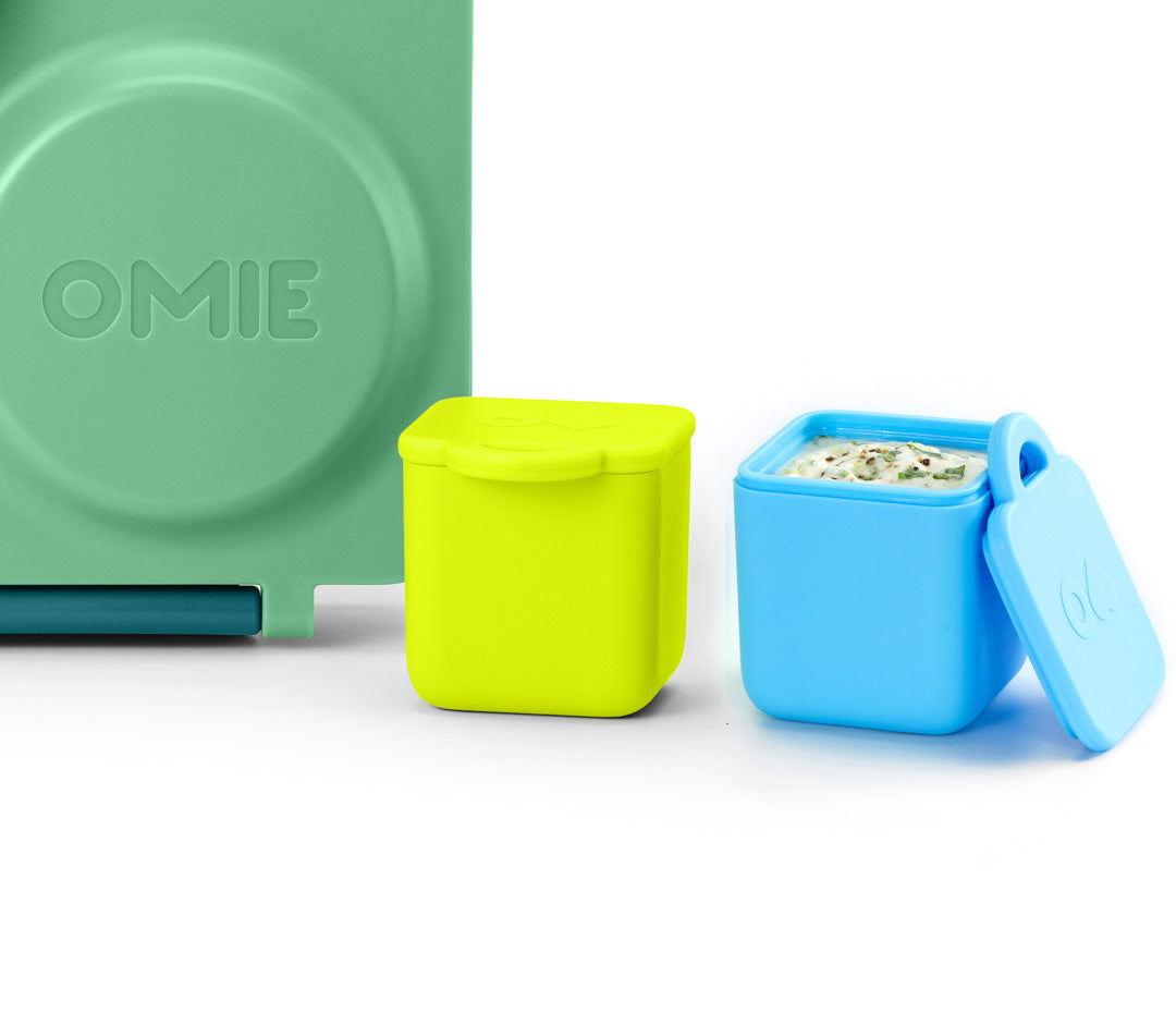 OmieDip - sada 2 silikónových dózičiek modrá a limetková